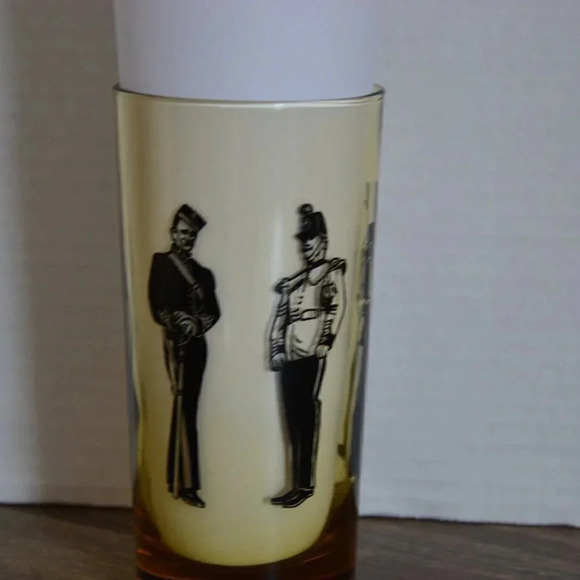 Vtg Old Fort Henry  Glasses - Picture 4 of 6